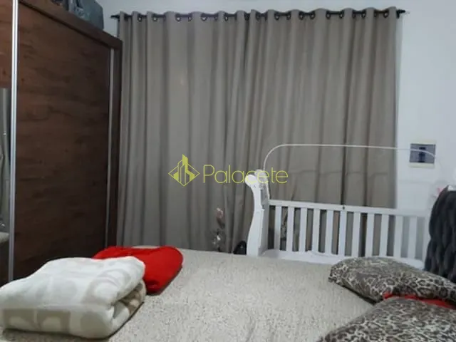 Casa 2 quartos e 2 banheiros, à venda, no bairro Mantiqueira em Pindamonhangaba