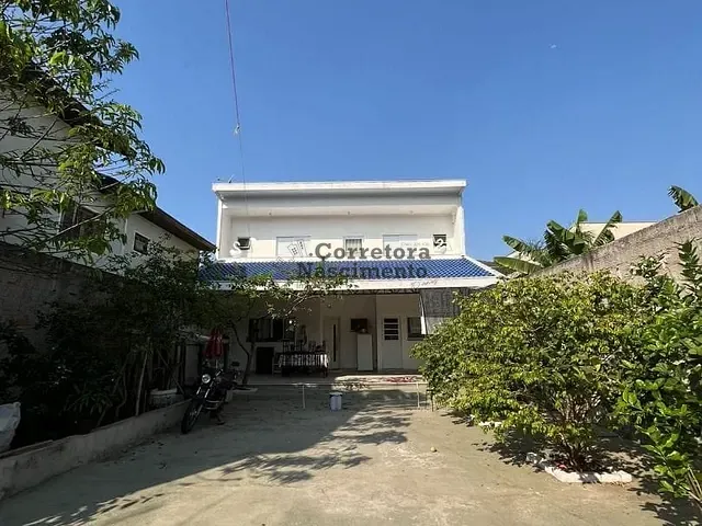 Casa com 250m² 2 quartos e 3 banheiros, à venda, no bairro Vista Verde em São José dos Campos