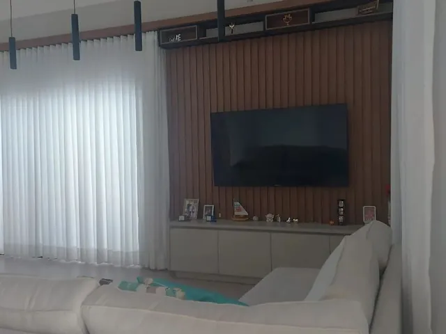 Casa com 10m² 3 quartos e 3 banheiros, à venda, no bairro Loteamento Floresta em São José Dos Campos