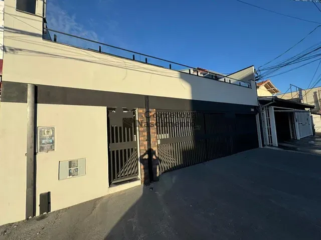 Casa com 250m² 3 quartos e 4 banheiros, à venda, no bairro Bosque dos Eucaliptos em São José dos Campos