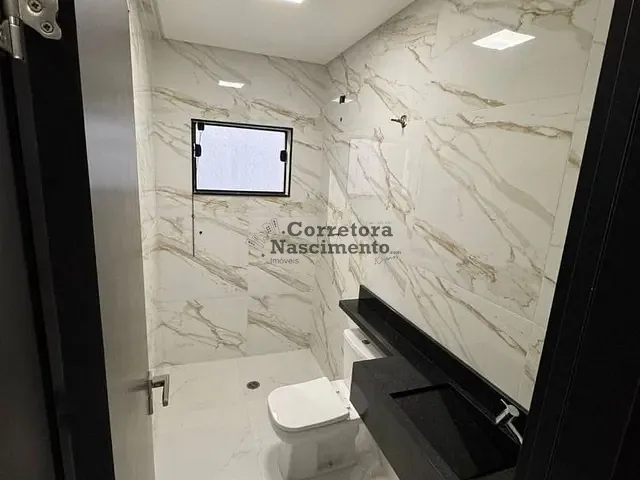 Casa com 250m² 3 quartos e 4 banheiros, à venda, no bairro Bosque dos Eucaliptos em São José dos Campos