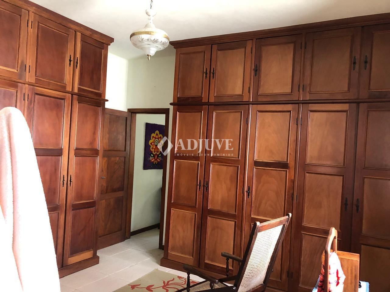 Casa à venda com 3 quartos, 250m² - Foto 18