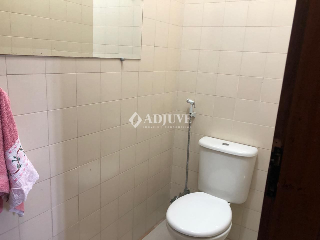 Casa à venda com 3 quartos, 250m² - Foto 27