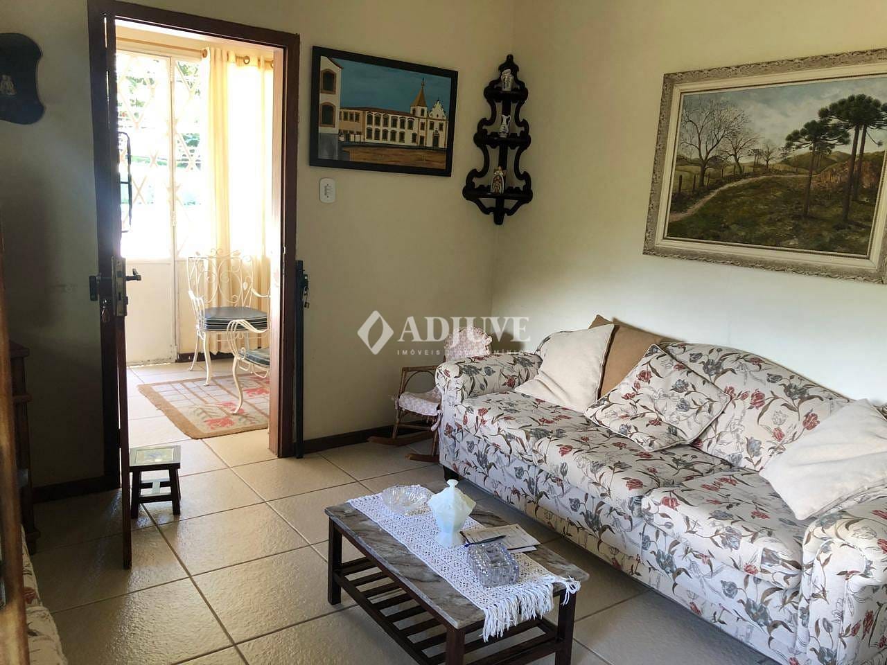 Casa à venda com 3 quartos, 250m² - Foto 11