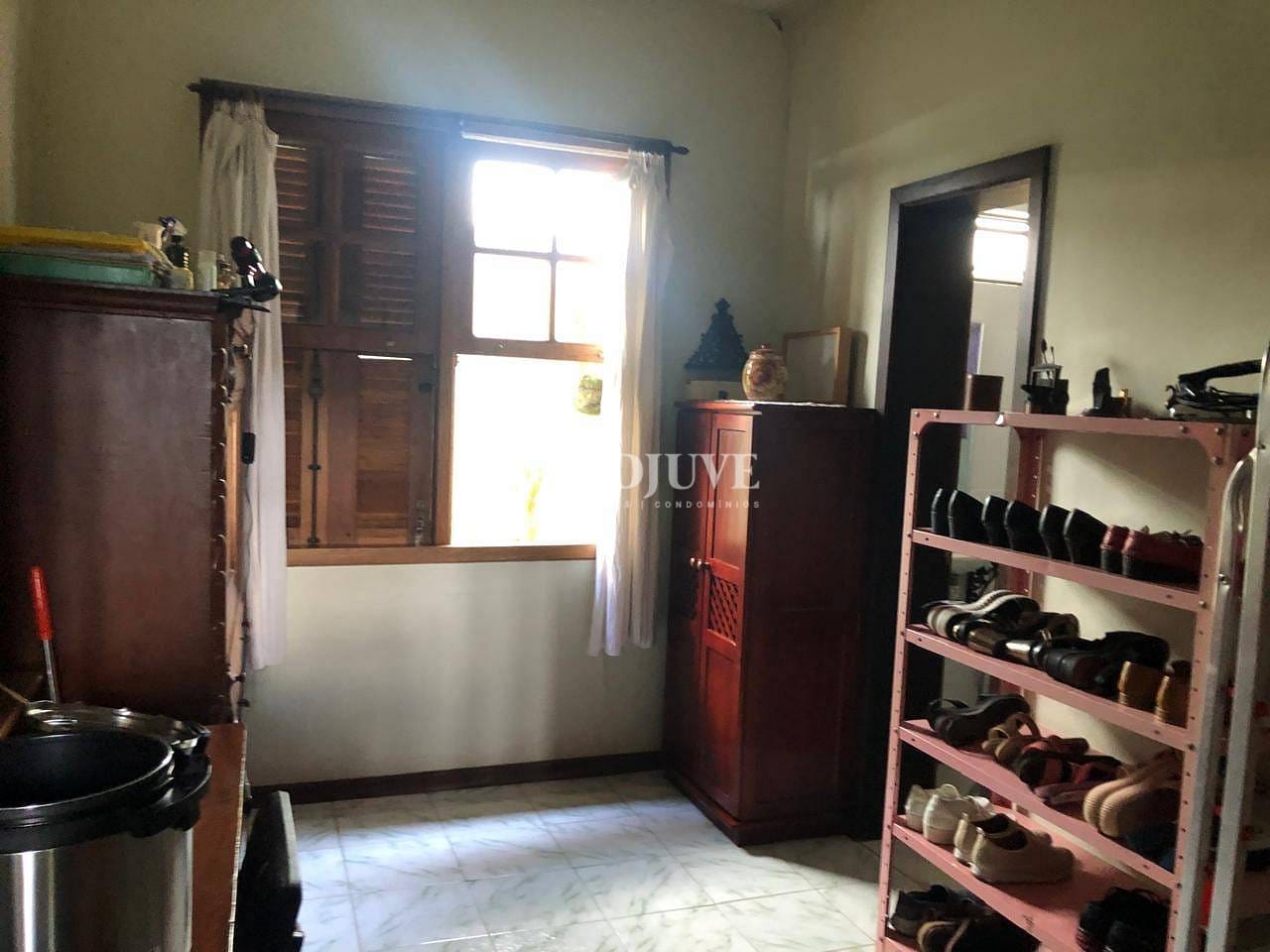 Casa à venda com 3 quartos, 250m² - Foto 20