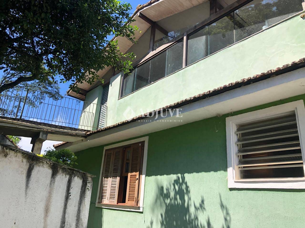 Casa à venda com 3 quartos, 250m² - Foto 4