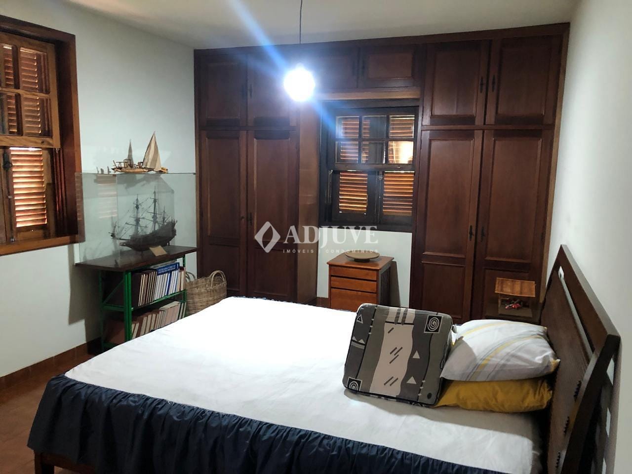 Casa à venda com 3 quartos, 250m² - Foto 19