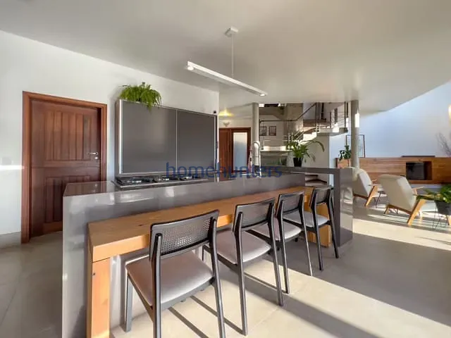 Casa com 2700m² 4 quartos e 7 banheiros, à venda, no bairro Colinas do Ermitage (Sousas) em Campinas