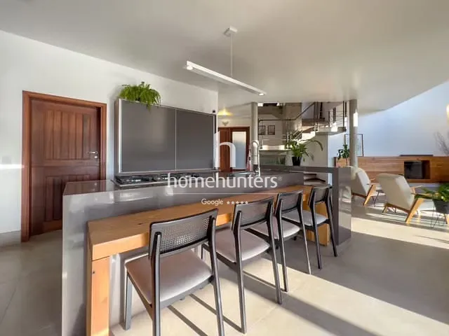 Casa com 2700m² 4 quartos e 7 banheiros, à venda, no bairro Colinas do Ermitage (Sousas) em Campinas