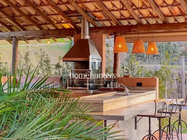 Casa com 2700m² 4 quartos e 7 banheiros, à venda, no bairro Colinas do Ermitage (Sousas) em Campinas