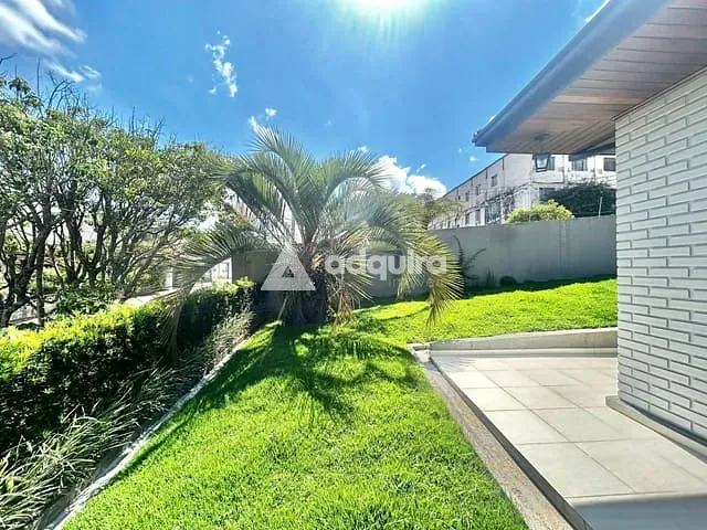 Casa com 785m² 4 quartos e 3 banheiros, à venda, no bairro Ronda em Ponta Grossa