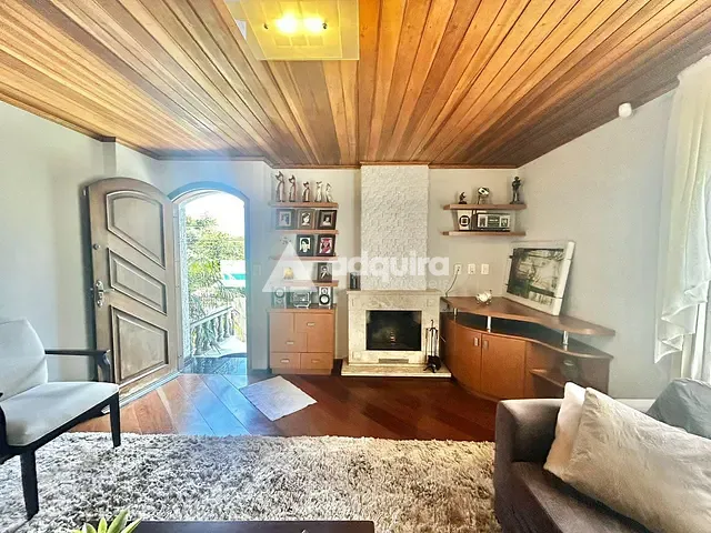 Casa com 785m² 4 quartos e 3 banheiros, à venda, no bairro Ronda em Ponta Grossa