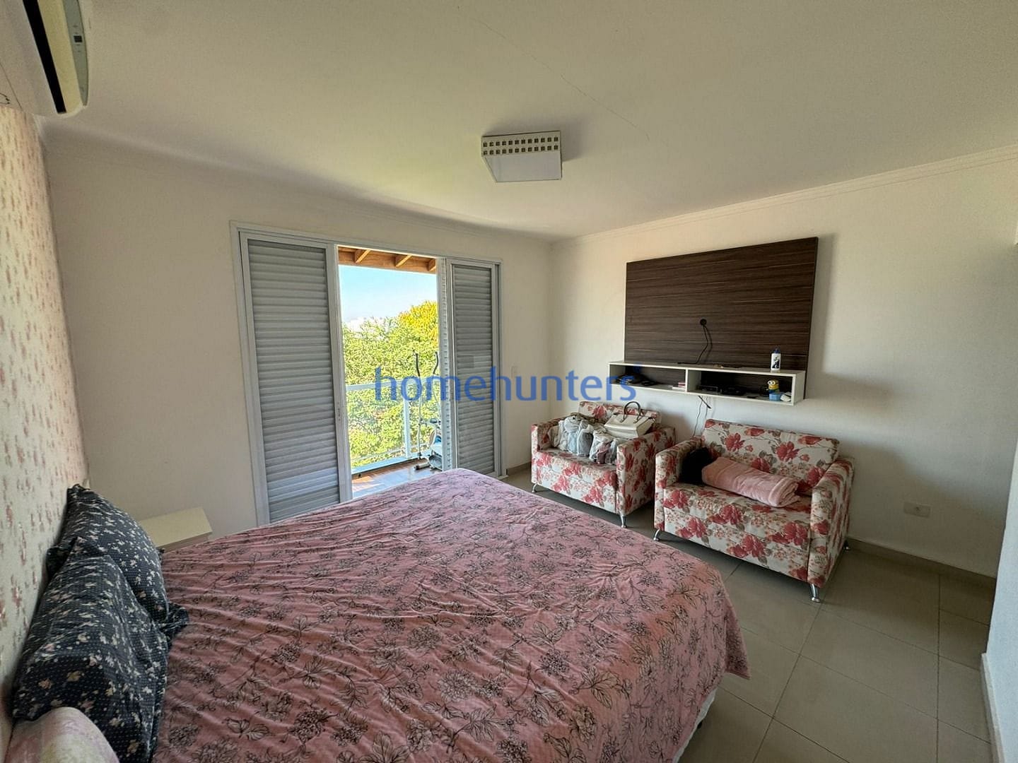 Casa à venda com 3 quartos, 250m² - Foto 6