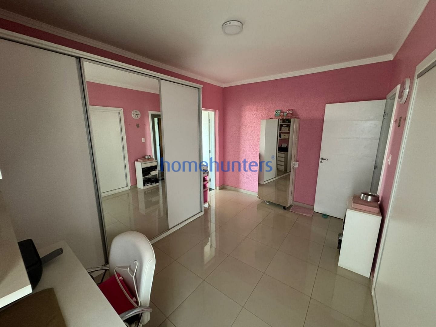 Casa à venda com 3 quartos, 250m² - Foto 7