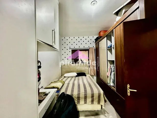 Casa com 150m² 2 quartos e 2 banheiros, à venda, no bairro Jardim Santa Júlia em São José Dos Campos
