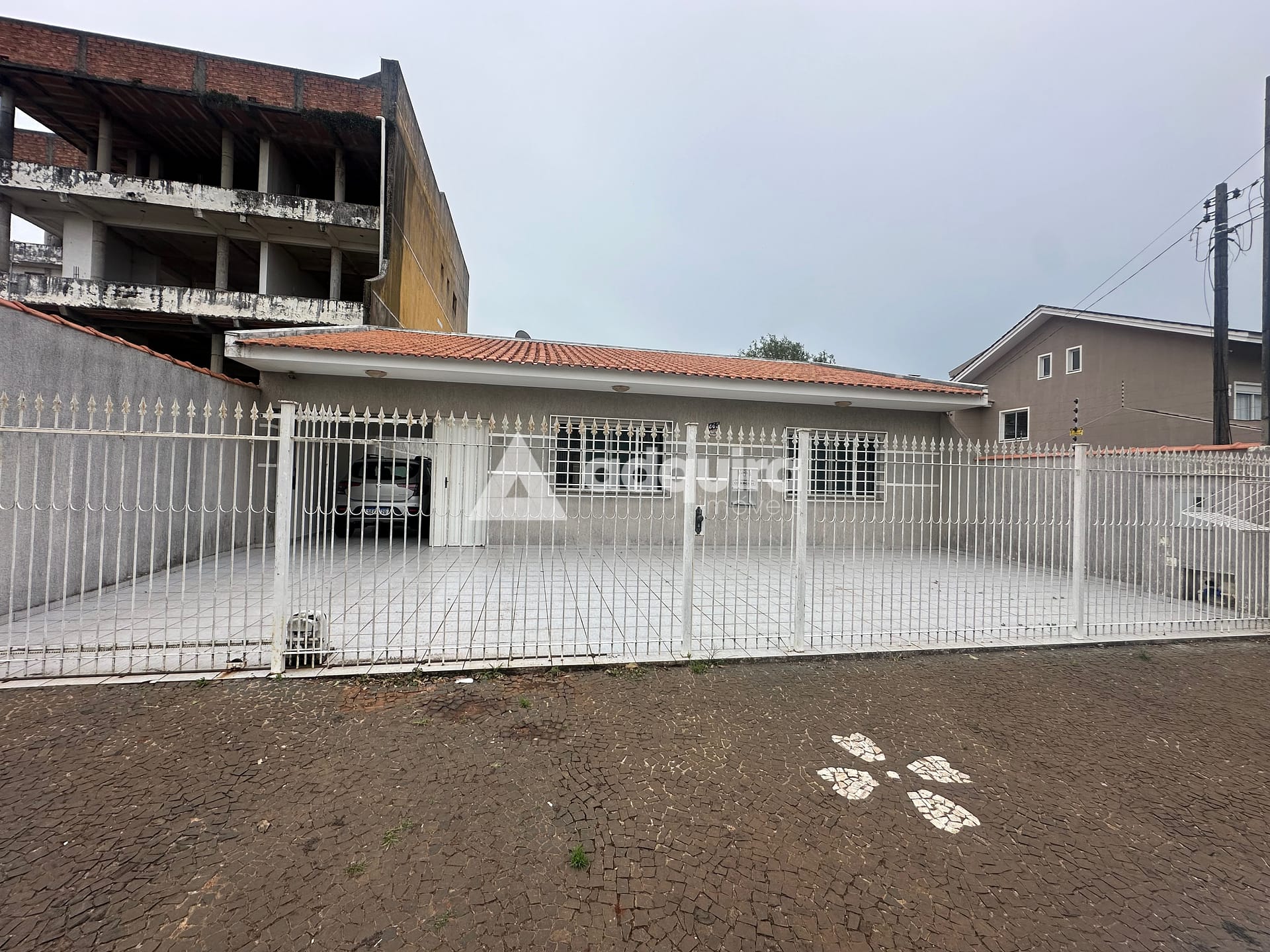 Casa, 3 quartos, 174 m² - Foto 1