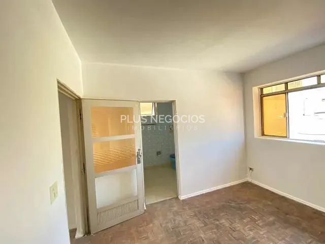 Casa com 324m² 3 quartos e 2 banheiros, à venda, no bairro Centro em Sorocaba