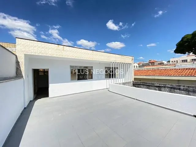 Casa com 324m² 3 quartos e 2 banheiros, à venda, no bairro Centro em Sorocaba