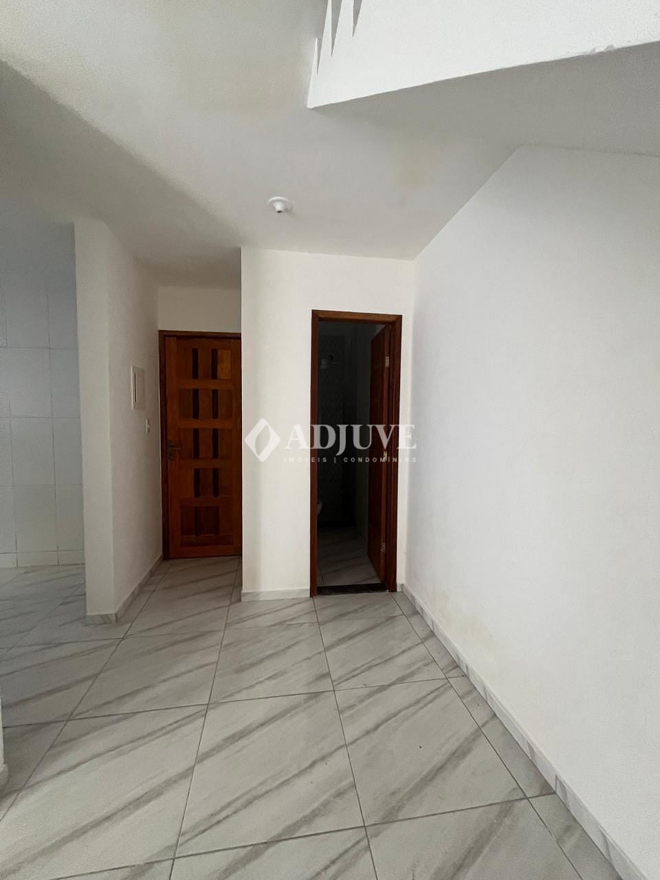 Casa à venda com 2 quartos, 85m² - Foto 12
