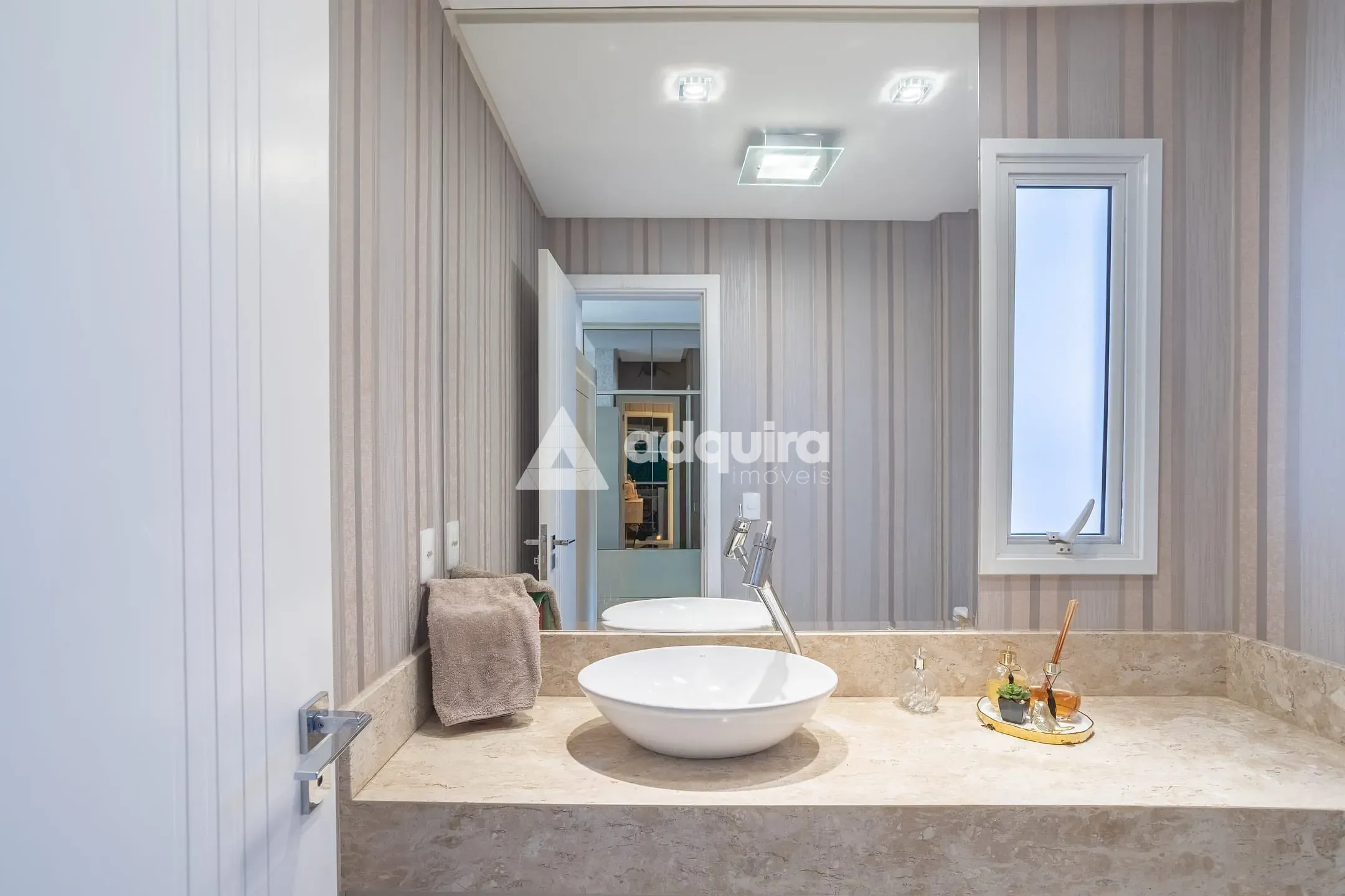 Casa, 3 quartos, 284 m² - Foto 10