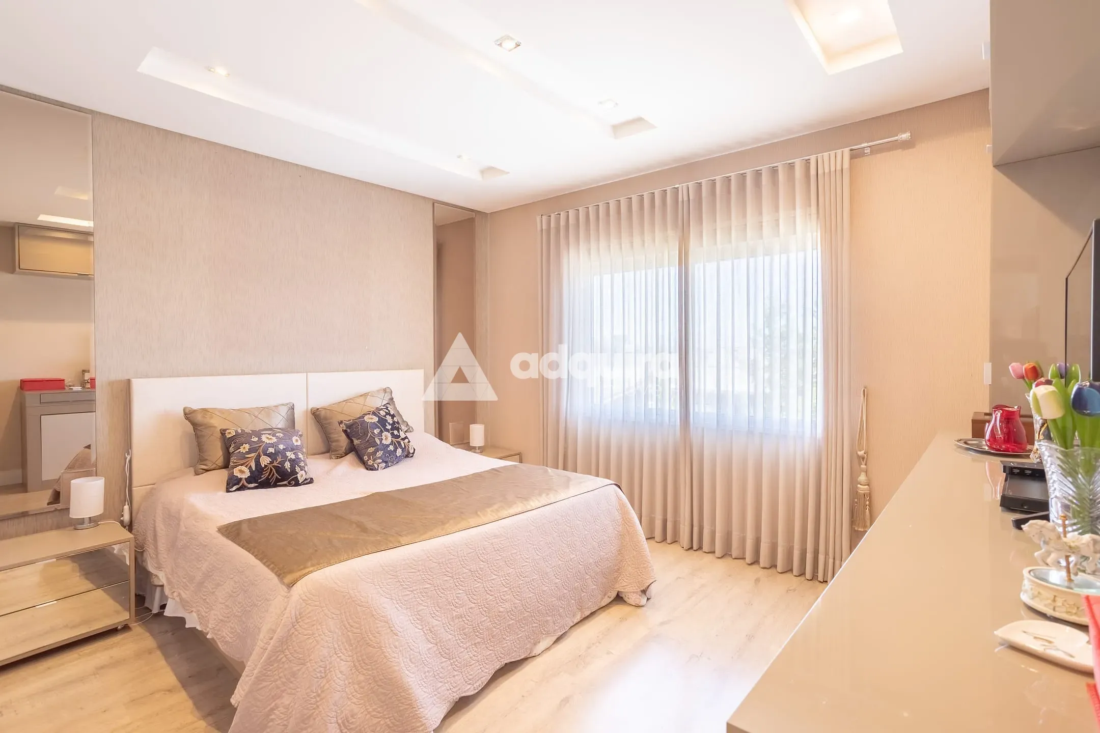 Casa, 3 quartos, 284 m² - Foto 40