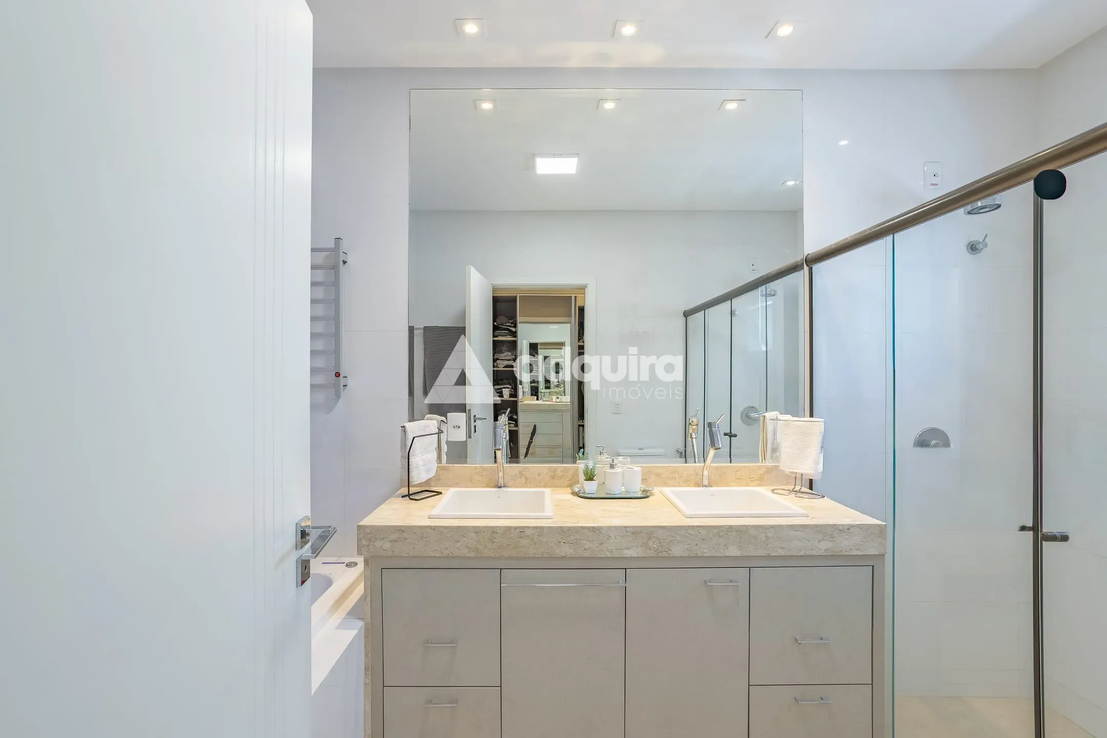 Casa, 3 quartos, 284 m² - Foto 42