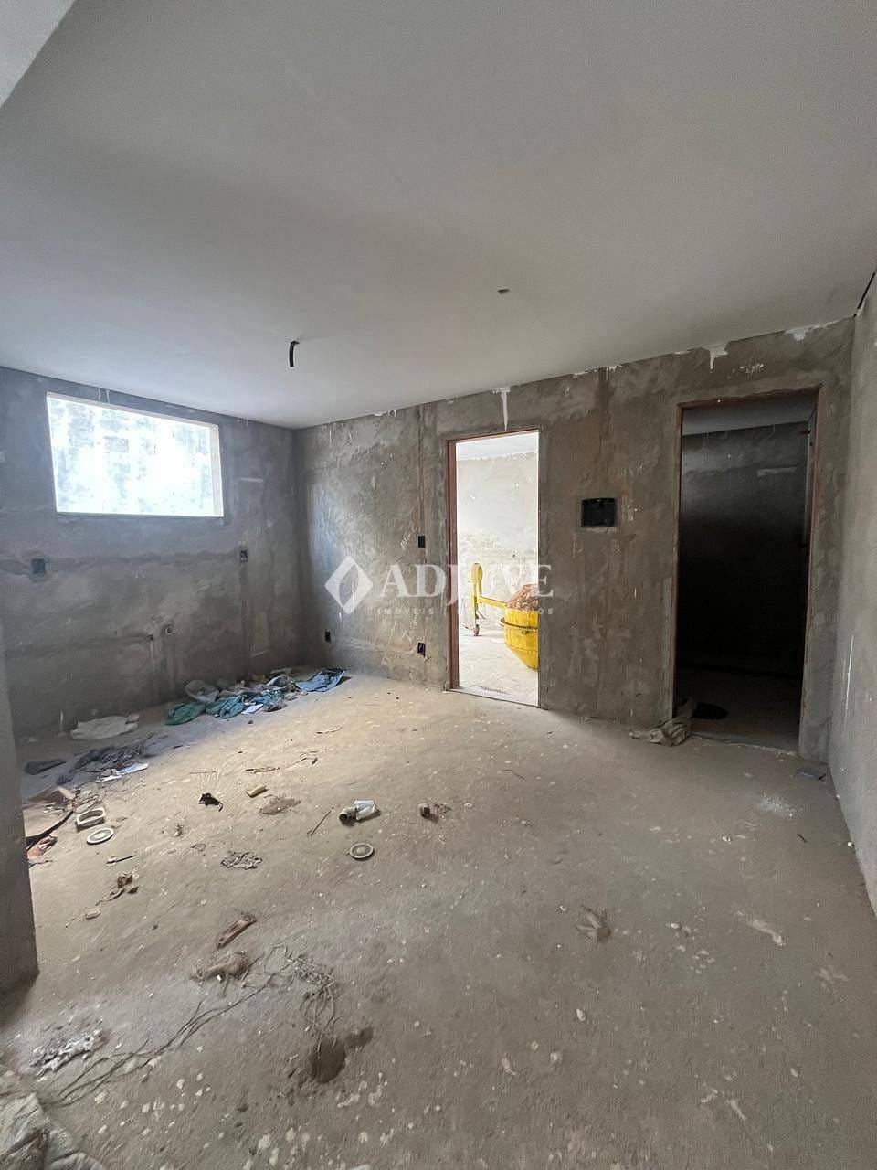 Casa à venda com 2 quartos, 90m² - Foto 14