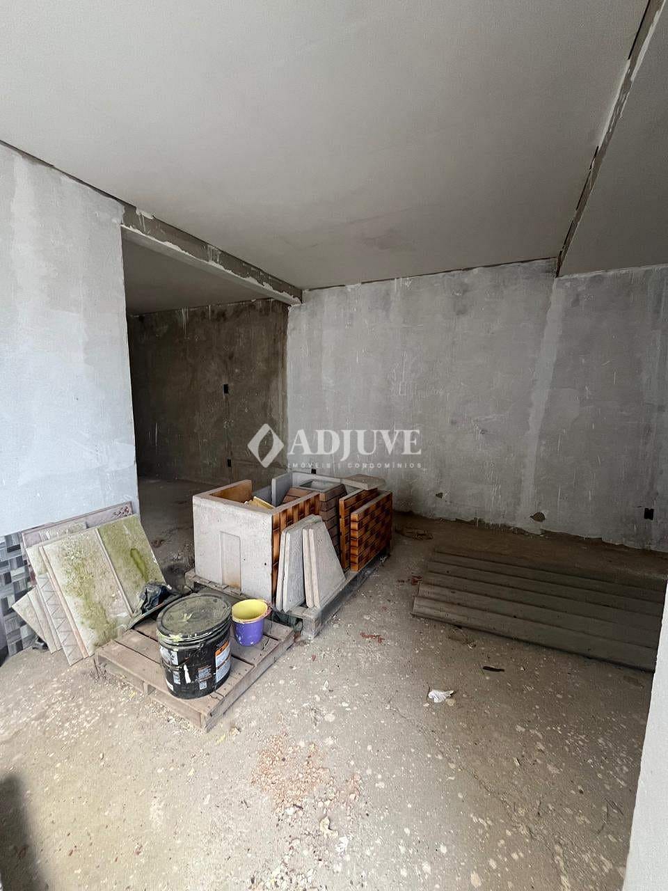 Casa à venda com 2 quartos, 90m² - Foto 7
