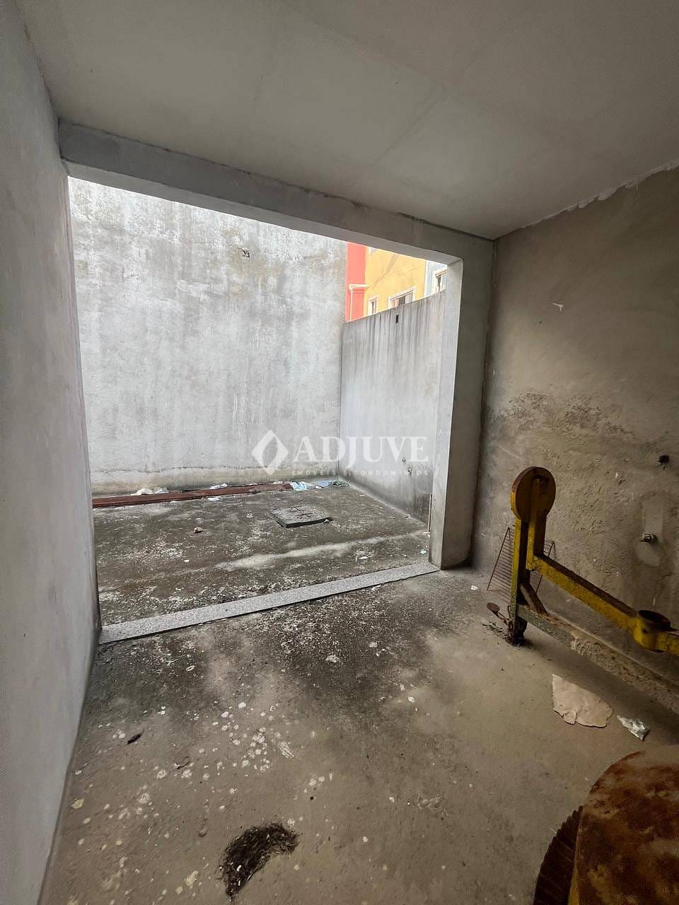 Casa à venda com 2 quartos, 90m² - Foto 15