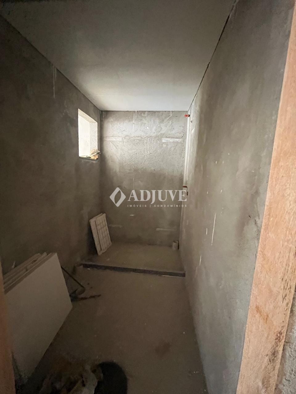 Casa à venda com 2 quartos, 90m² - Foto 11