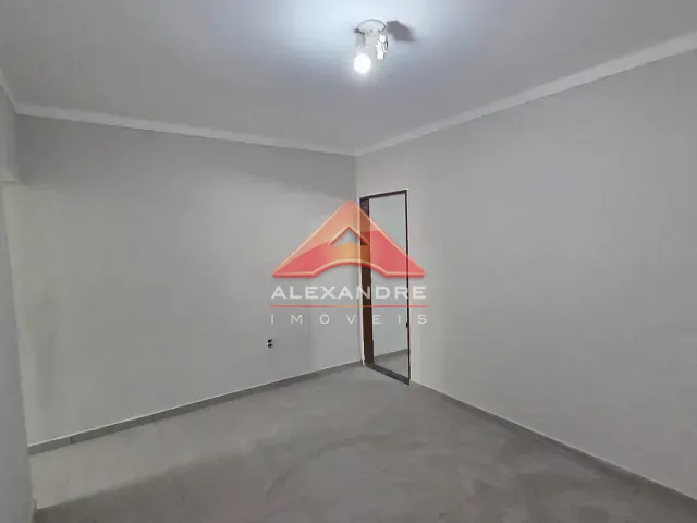 Casa com 132m² 2 quartos e 1 banheiro, à venda, no bairro Jardim Santa Luzia em São José dos Campos