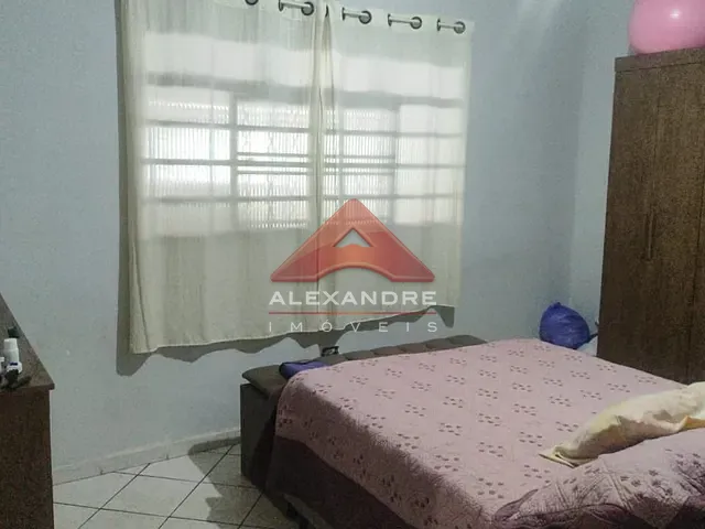 Casa com 132m² 2 quartos e 1 banheiro, à venda, no bairro Jardim Santa Luzia em São José dos Campos