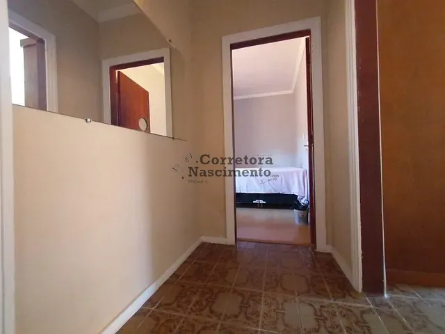Casa com 275m² 4 quartos e 2 banheiros, à venda, no bairro Parque Meia Lua em Jacareí