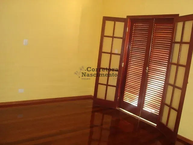 Casa com 250m² 3 quartos e 4 banheiros, à venda, no bairro Loteamento Villa Branca em Jacareí