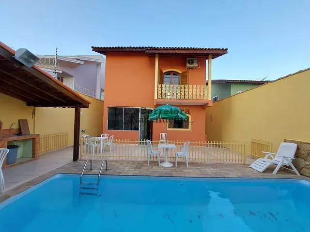 Casa com 250m² 4 quartos e 3 banheiros, à venda, no bairro Jardim Altos de Santana I em Jacareí