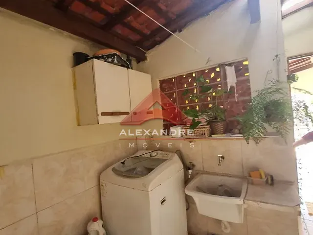 Casa com 168m² 4 quartos e 3 banheiros, à venda, no bairro Monte Castelo em São José dos Campos