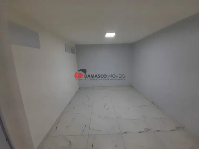 Casa 2 quartos e 1 banheiro, para alugar, no bairro Olímpico em São Caetano do Sul