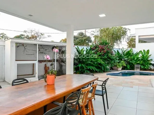 Casa com 400m² 3 quartos e 4 banheiros, à venda, no bairro Condomínio Portal da Primavera em Sorocaba