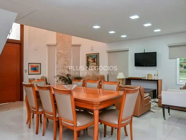 Casa com 400m² 3 quartos e 4 banheiros, à venda, no bairro Condomínio Portal da Primavera em Sorocaba