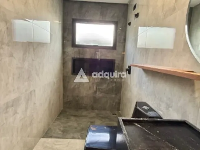 Casa 4 quartos e 4 banheiros, à venda, no bairro Jardim Carvalho em Ponta Grossa
