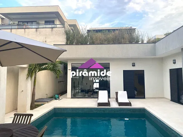 Casa com 482m² 3 quartos e 2 banheiros, à venda, no bairro Urbanova em São José dos Campos