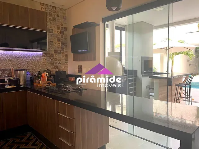 Casa com 482m² 3 quartos e 2 banheiros, à venda, no bairro Urbanova em São José dos Campos