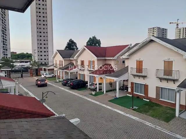 Casa com 138m² 3 quartos e 2 banheiros, à venda, no bairro Jardim São Carlos em Sorocaba