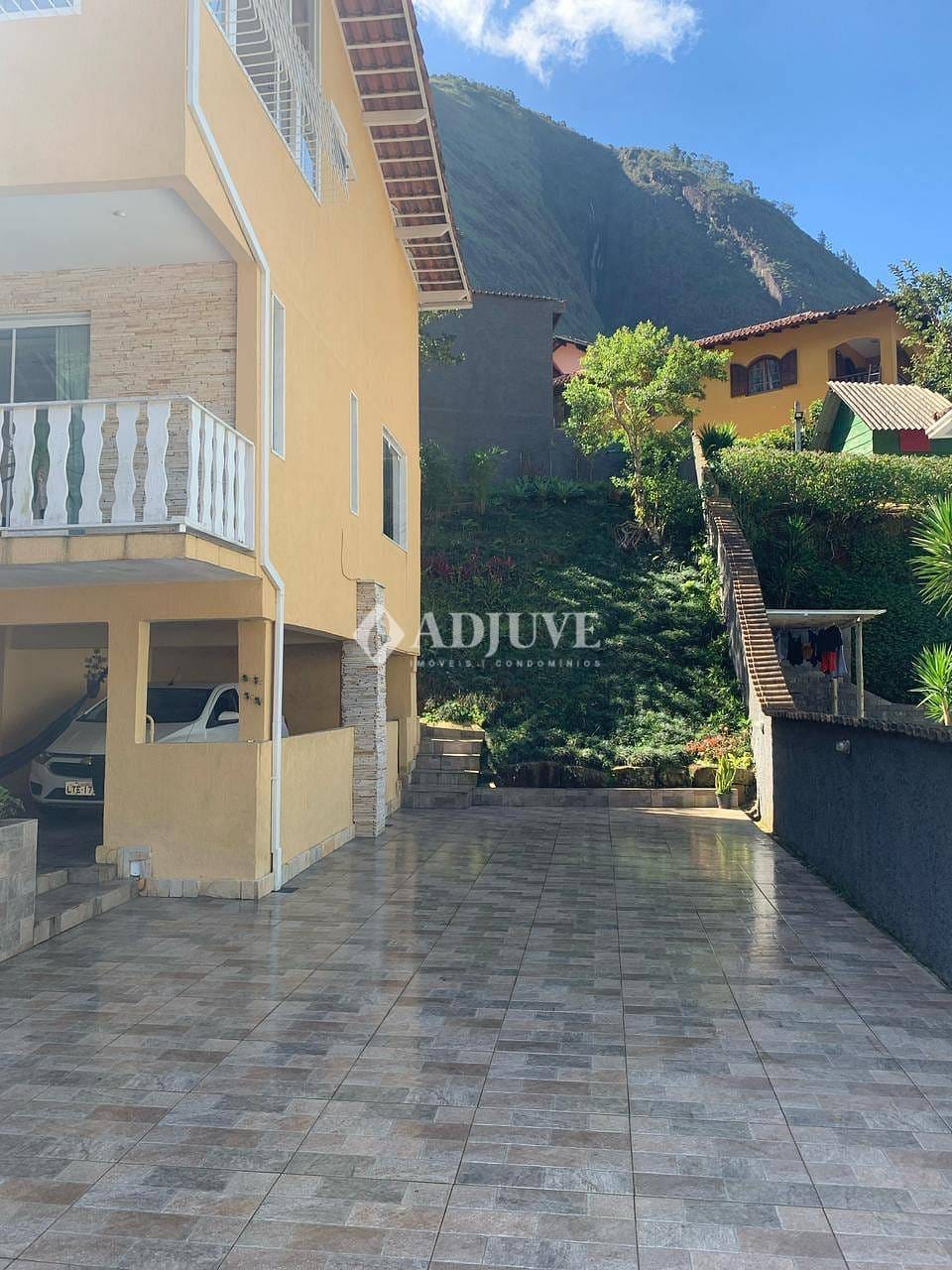 Casa à venda com 3 quartos, 300m² - Foto 5
