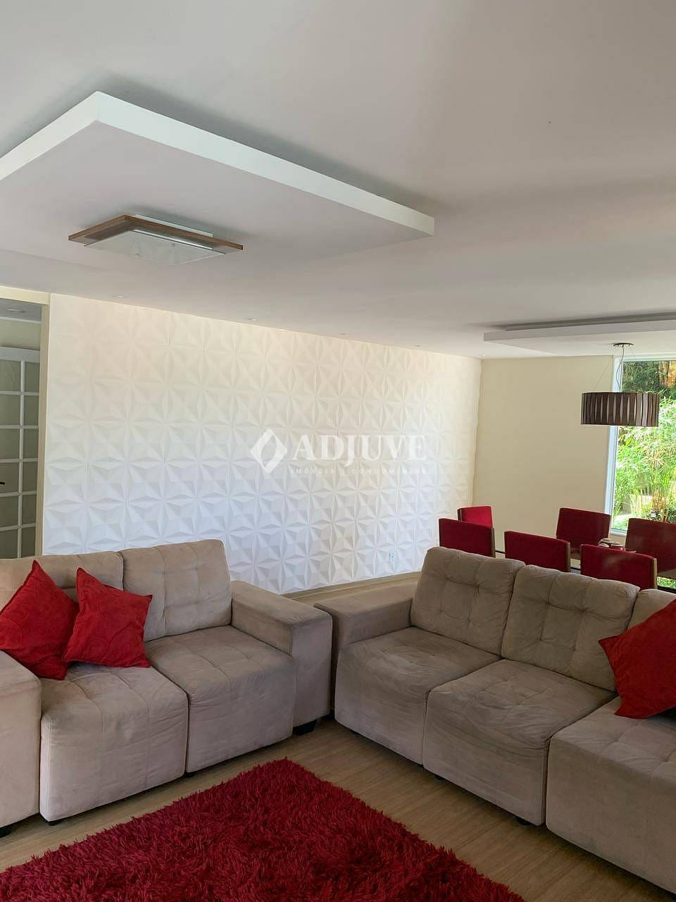 Casa à venda com 3 quartos, 300m² - Foto 16