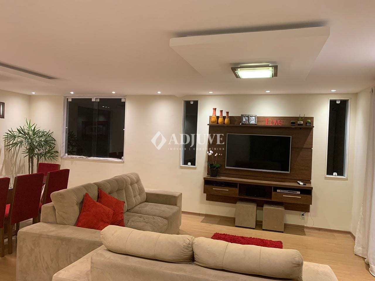 Casa à venda com 3 quartos, 300m² - Foto 17