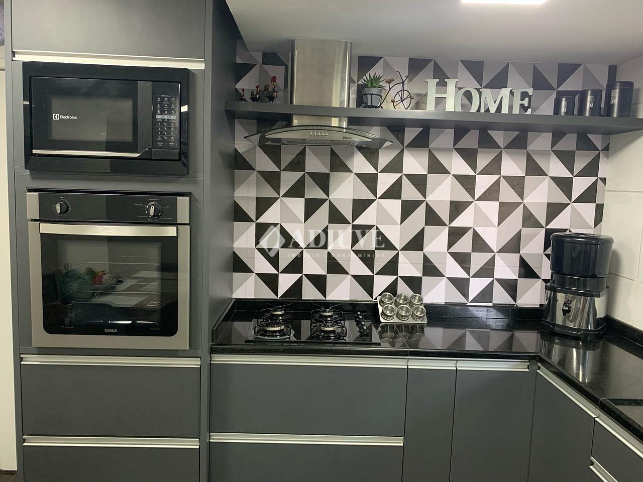 Casa à venda com 3 quartos, 300m² - Foto 23