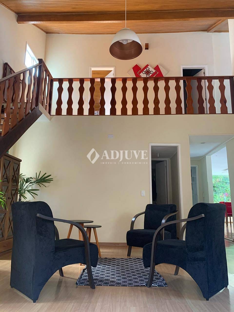 Casa à venda com 3 quartos, 300m² - Foto 25