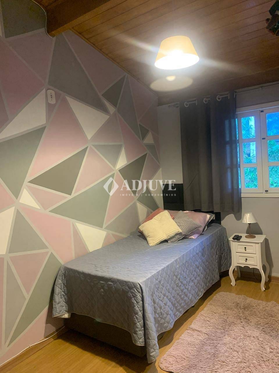Casa à venda com 3 quartos, 300m² - Foto 29