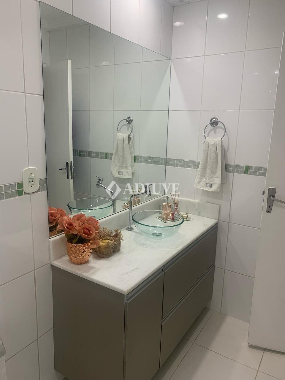 Casa à venda com 3 quartos, 300m² - Foto 34